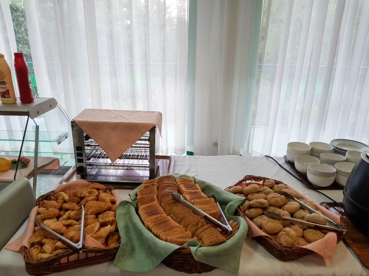 Zdravets Hotel Golden Sands Esterno foto